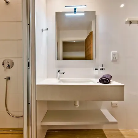 The Loft At Spinola St Julians Apartment *